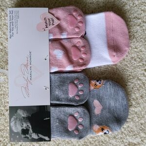 NWT Marilyn Monroe Match Your Pet Socks 🐶 Matching Sock Set for You & Your Pet